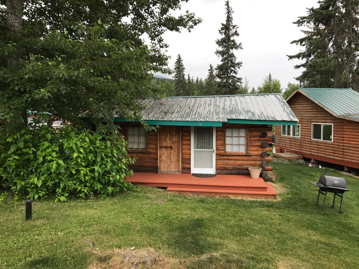 Gwin'S Lodge & Roadhouse Cooper Landing Екстер'єр фото