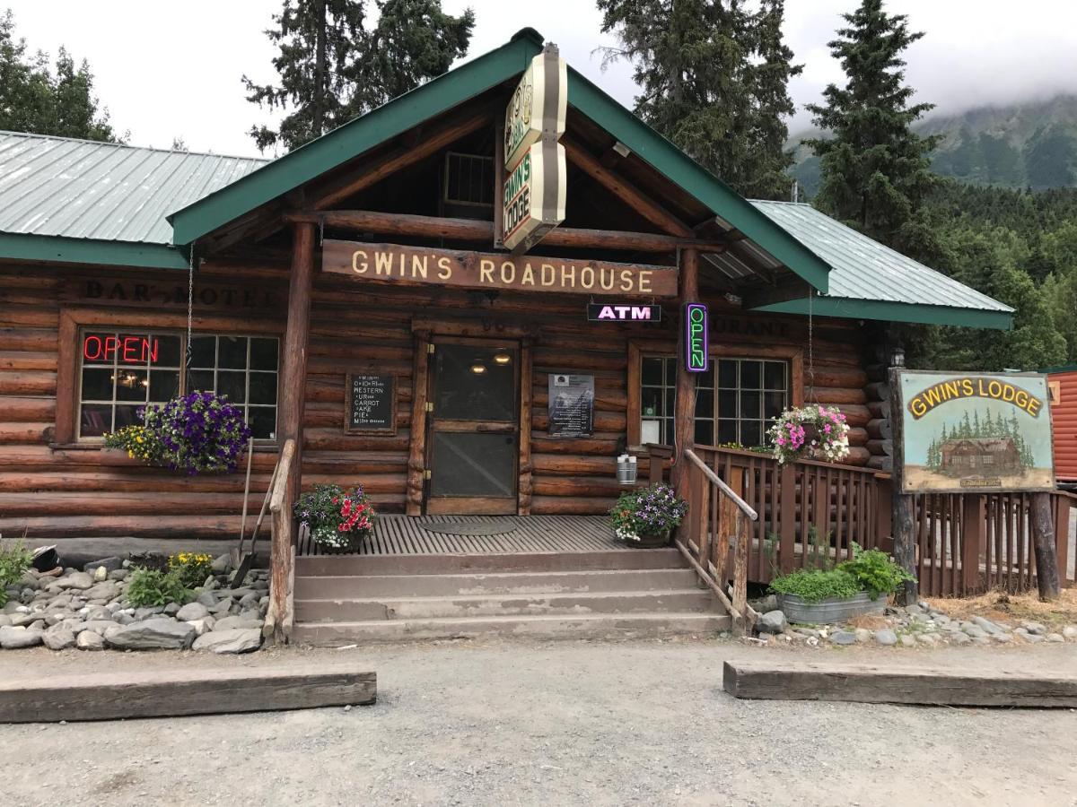 Gwin'S Lodge & Roadhouse Cooper Landing Екстер'єр фото
