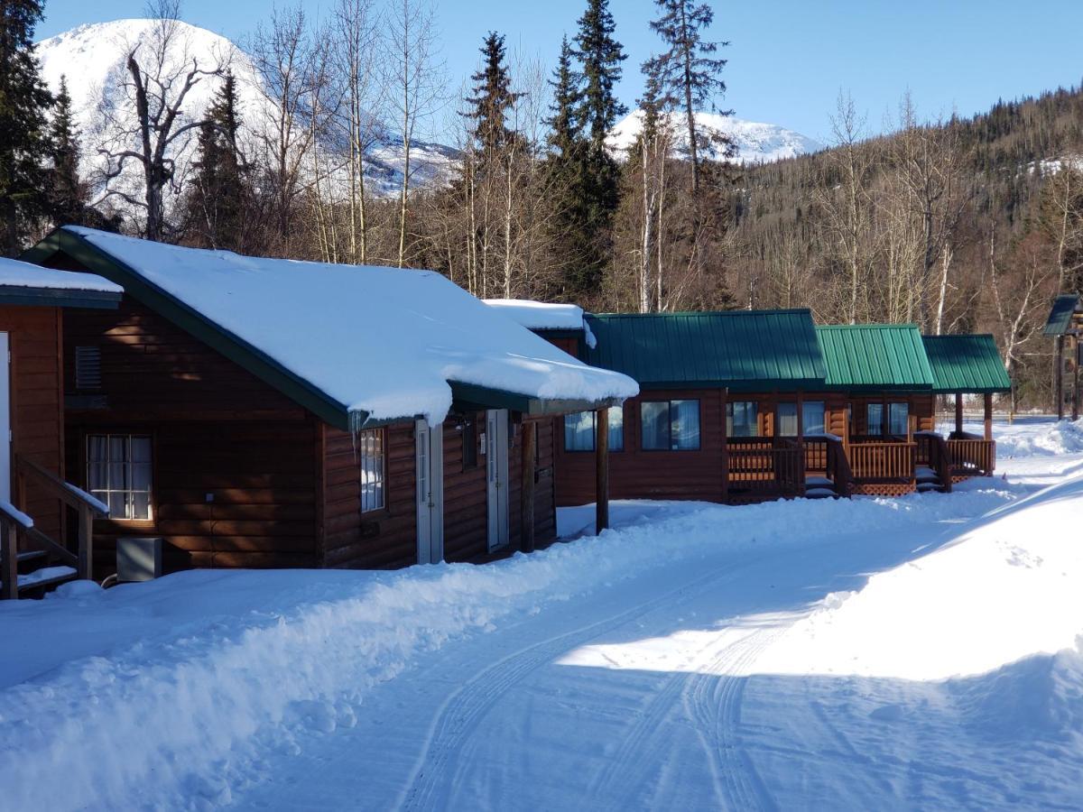 Gwin'S Lodge & Roadhouse Cooper Landing Екстер'єр фото