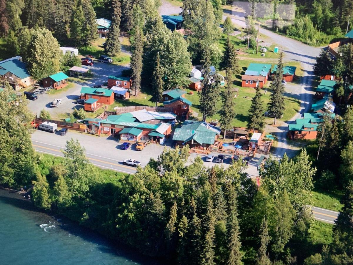Gwin'S Lodge & Roadhouse Cooper Landing Екстер'єр фото