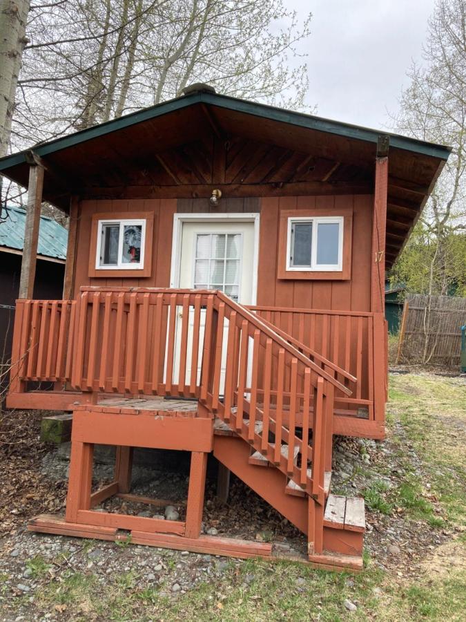 Gwin'S Lodge & Roadhouse Cooper Landing Екстер'єр фото